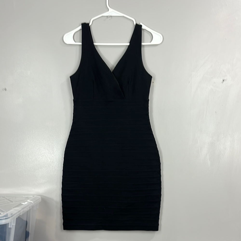 Express Black Bodycon Mini Dress V-Neck Sleeveless
